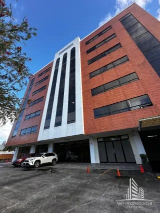 Zona 13, Edificio Condesa oficina en Alquiler — Oficina en Alquiler en Zona 13, Guatemala, Ciudad — miniatura 1 de 6