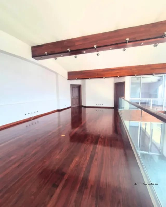PENTHOUSE EN RENTA EN ZONA 14 CON DOS NIVELES Y TERRAZA — Apartamento en Alquiler en Zona 14, Guatemala, Ciudad — foto 10 de 11