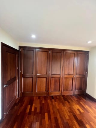 Apartamento en Renta | Santa María | Zona 10 | Amplio y ubicación privilegiada — Apartamento en Alquiler en Santa María, Zona 10, Guatemala, Ciudad — miniatura 4 de 8