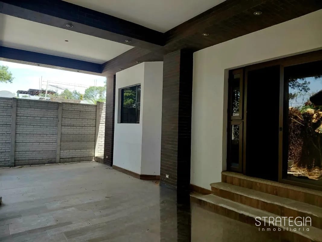 Vendo Hermosa Casa zona 16 — Casa en Venta en Zona 16, Guatemala, Ciudad — foto 4 de 9