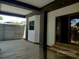 Vendo Hermosa Casa zona 16 — Casa en Venta en Zona 16, Guatemala, Ciudad — miniatura 4 de 9