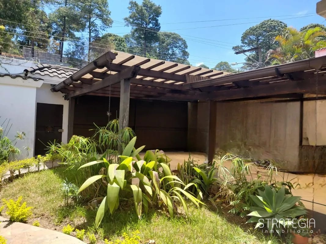 Vendo Hermosa Casa zona 16 — Casa en Venta en Zona 16, Guatemala, Ciudad — foto 2 de 9