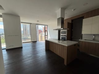 Apartamento en Alquiler/Venta | Echo | Zona 14 | Lujo y amenidades exclusivas — Apartamento en Alquiler en Echo, Zona 14, Guatemala, Ciudad — miniatura 1 de 9