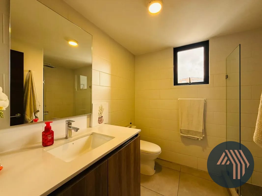 ALQUILER DE CÉNTRICO APART/STUDIO AMUEBLADO - ELEMENTO, ZONA 13 — Apartamento en Alquiler en Elemento Plaza Berlín, Zona 13, Guatemala, Ciudad — foto 8 de 8