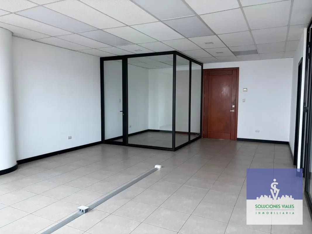 OFICINA TABICADA EN ALQUILER, ZONA 13 LAS AMÉRICAS — Oficina en Alquiler en Américas 10, Zona 13, Guatemala, Ciudad — foto 7 de 9