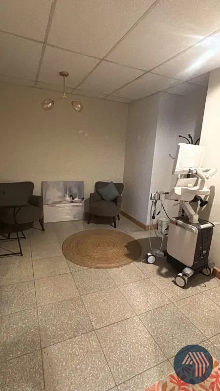 ALQUILER DE CLINICA MÉDICA COMPARTIDA - MULTIMÉDICA, ZONA 15 — Oficina en Alquiler en Multimedica, Zona 15, Guatemala, Ciudad — foto 3 de 4