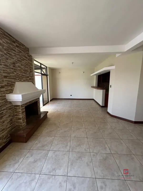 Casa en venta Los Diamante CAES km 16.5 — Casa en Venta en Los Diamantes, Carretera a El Salvador, Guatemala, Ciudad — foto 5 de 17