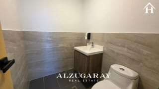 OFICINA UBICADA EN Z.10 52.93 MT2/ EDIFICIO 01010 — Oficina en Alquiler en Zona 10, Guatemala, Ciudad — miniatura 5 de 8