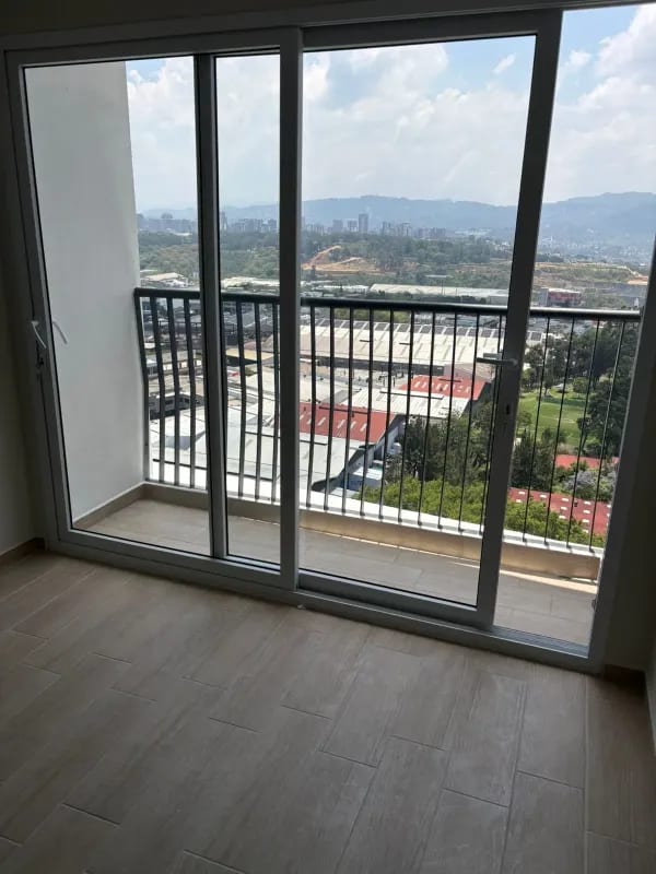 Apto en renta en ANDARES z12 — Apartamento en Alquiler en Andares Doce, Zona 12, Guatemala, Ciudad — foto 3 de 6