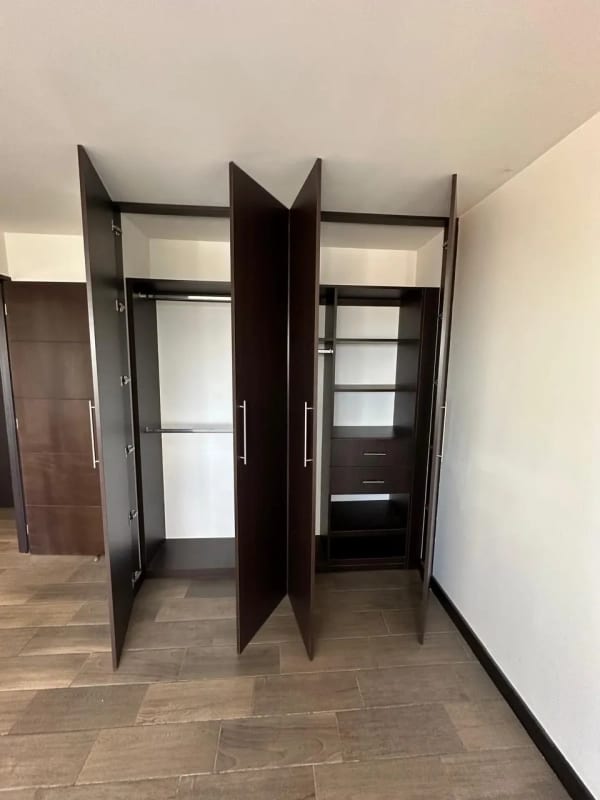 APARTAMENTO EN ZONA 10 – VERONA, 3 HAB + BALCÓN Y TERRAZA — Apartamento en Alquiler en Zona 10, Guatemala, Ciudad — foto 14 de 17