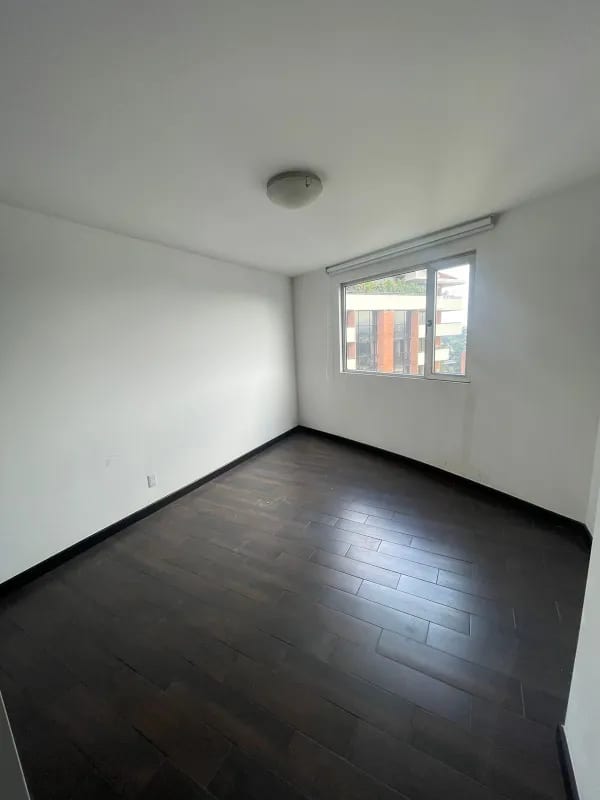 Apartamento en renta - Edificio Attica II, Zona 14 — Apartamento en Alquiler en Attica II, Zona 14, Guatemala, Ciudad — foto 8 de 11