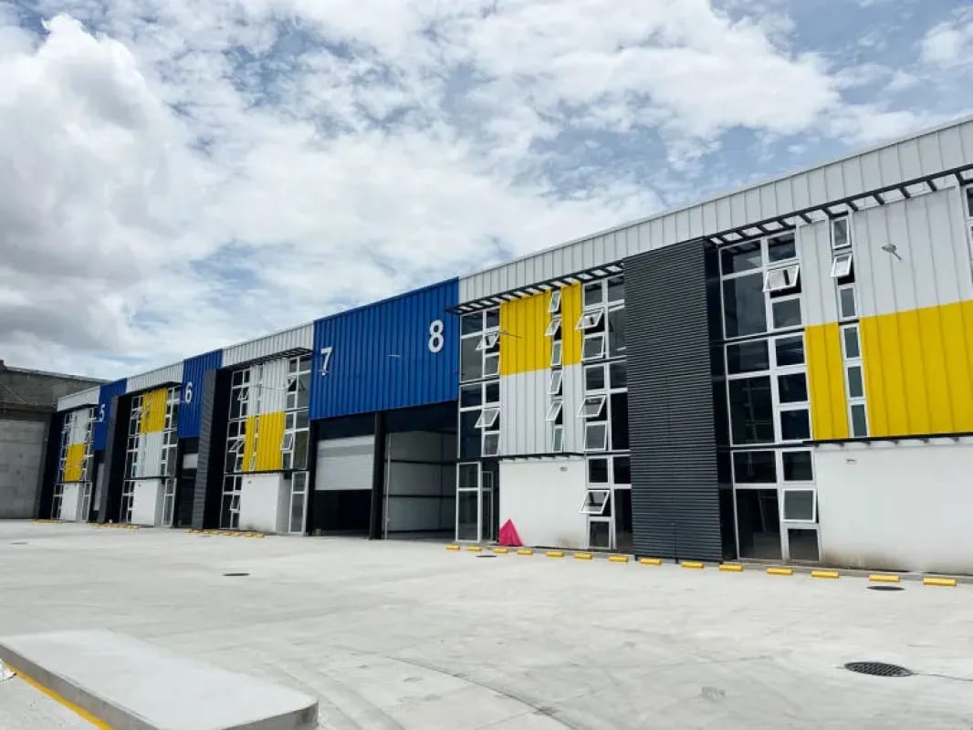 Renta de Ofibodega Industrial de 676 m² en Atanasio Tzul, Zona 12 — Bodega / Ofibodega en Alquiler en Zona 12, Guatemala, Ciudad — foto 3 de 12