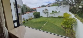 VENDO ELEGANTE CASA FAMILIAR EN COLINAS DE ANDALUCIA – AMPLIO JARDIN — Casa en Venta en Colinas De Andalucia, Carretera a El Salvador, Guatemala, Ciudad — miniatura 8 de 14