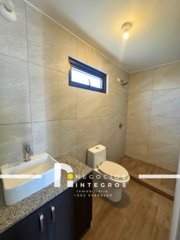 VENDO CASA EN SANTA CATARINA PINULA CONDOMINIO VERDE 360 — Casa en Venta en Santa Catarina Pinula, Guatemala, Ciudad — foto 2 de 17