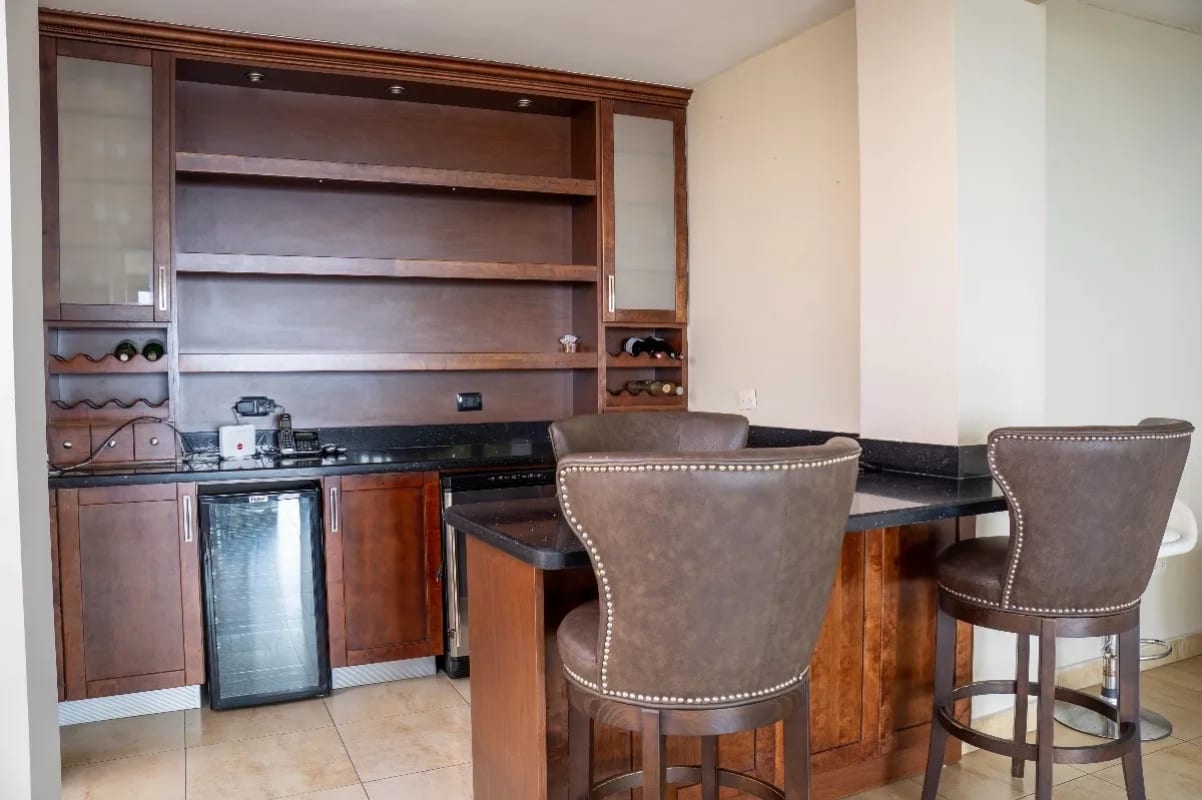 Vendo Casa en las Nubes KM.11.5 CAES con Piscina (copia) (copia) — Casa en Venta en Carretera a El Salvador, Guatemala, Ciudad — foto 3 de 17