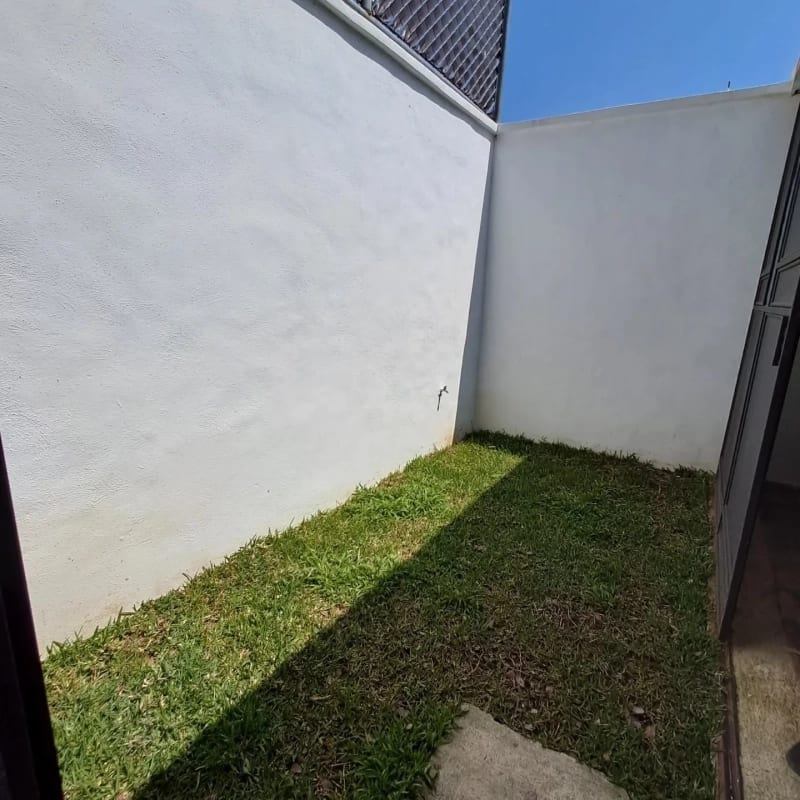 VENDO AMPLIA CASA CON APARTAMENTO, LOS MANANTIALES — Casa en Venta en Carretera a El Salvador, Guatemala, Ciudad — foto 10 de 17