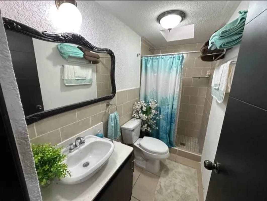 CASA EN VENTA EN ALTOS DE VILLAGE KM 25 CAES — Casa en Venta en Carretera a El Salvador, Guatemala, Ciudad — foto 15 de 17