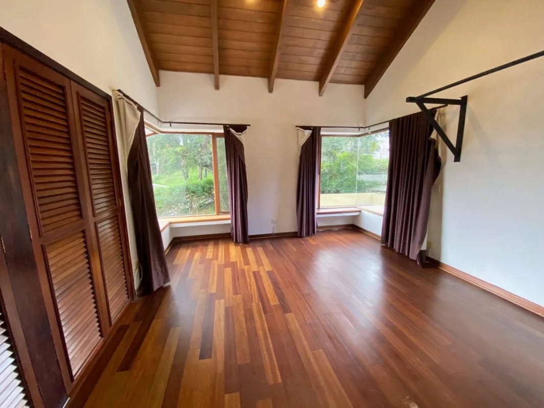 LINDA CASA EN VENTA EN KM.12.7 CARRETERA A EL SALVADOR — Casa en Venta en Santa Catarina Pinula, Guatemala, Ciudad — foto 10 de 11
