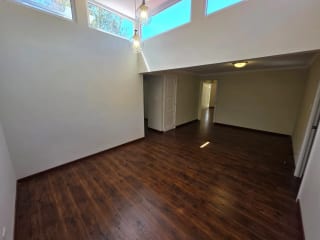 ALQUILO AMPLIA CASA EN CAYALA Z.16 — Casa en Alquiler en Zona 16, Guatemala, Ciudad — miniatura 3 de 17