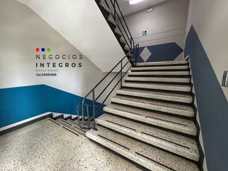 ALQUILO/VENDO OFICINA EN ZONA 10 - EDIFICIO CENTRO EMPRESARIAL — Oficina en Alquiler en Centro Empresarial, Zona 10, Guatemala, Ciudad — miniatura 3 de 10