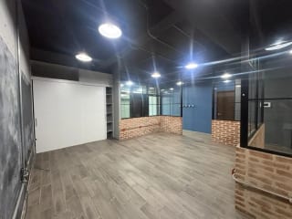 Alquilo / Vendo Oficinas en Edificio Piale Zona 10 (copia) — Oficina en Alquiler en Pialé, Zona 10, Guatemala, Ciudad — miniatura 15 de 15
