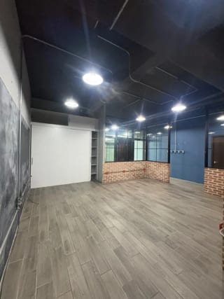 Alquilo / Vendo Oficinas en Edificio Piale Zona 10 (copia) — Oficina en Alquiler en Pialé, Zona 10, Guatemala, Ciudad — miniatura 13 de 15