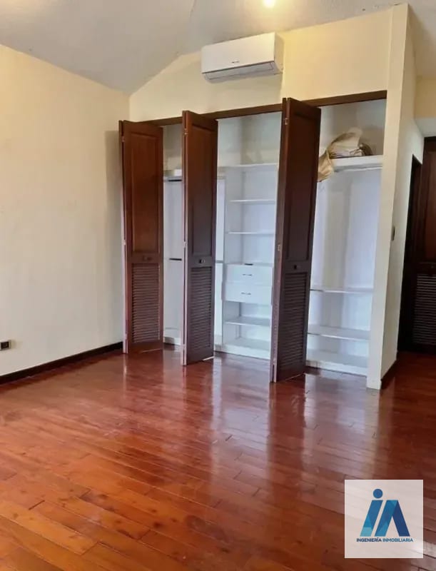 CASA EN ALQUILER📍 Altos de San Lázaro, Zona 15 — Casa en Alquiler en Zona 15, Guatemala, Ciudad — foto 5 de 9