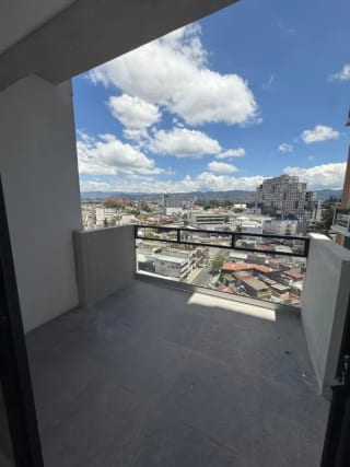 APARTAMENTO EN ALQUILER  EN  ZONA 4 EDIFICIO INARA — Apartamento en Alquiler en Zona 4, Guatemala, Ciudad — miniatura 4 de 10
