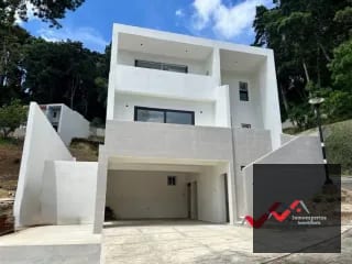 CASA EN VENTA CARRETERA A  CRISTO REY, PIEDRA PARADA  ZONA 6 SANTA CATARINA PINULA  — Casa en Venta en Santa Catarina Pinula, Guatemala, Ciudad — miniatura 1 de 17