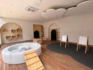 Lindo apartamento en alquiler zona 10 — Apartamento en Alquiler en Atarah, Zona 10, Guatemala, Ciudad — miniatura 11 de 13