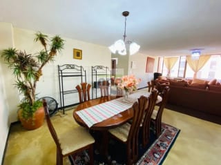 Apartamento amueblado de 2 dormitorios en zona 10 — Apartamento en Alquiler en Zona 10, Guatemala, Ciudad — miniatura 7 de 8