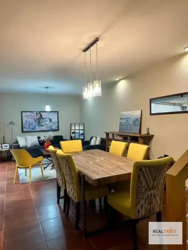 Casa con estilo moderno en Renta Condominio Km. 14 — Casa en Alquiler en km 11-15, Carretera a El Salvador, Guatemala, Ciudad — foto 1 de 9