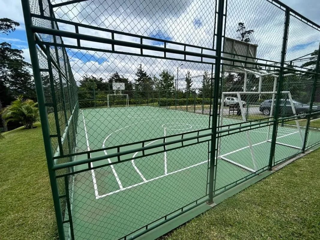 VENDO APARTAMENTO CON JARDIN, VILLAS GRANADA PV — Apartamento en Venta en Santa Catarina Pinula, Guatemala, Ciudad — foto 2 de 10