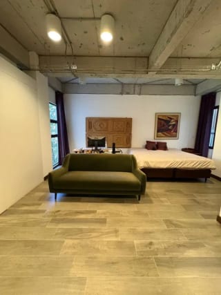 Apartamento Amueblado en Renta – San Antonio Lofts, Oakland Zona 10 — Apartamento en Alquiler en Zona 10, Guatemala, Ciudad — miniatura 2 de 10