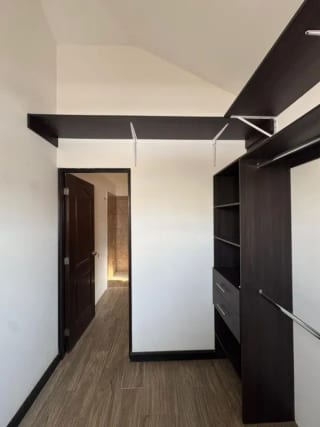 Casa en renta de 2 niveles, con amplios espacios dentro de garita y vista al bosque!! Carretera a San José Pinula — Casa en Alquiler en lo de Valdez, Carretera a El Salvador, Guatemala, Ciudad — miniatura 9 de 15