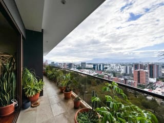 Penthouse en Venta-San Patricio II, Z.14 — Apartamento en Venta en San Patricio 2, Zona 14, Guatemala, Ciudad — miniatura 2 de 10
