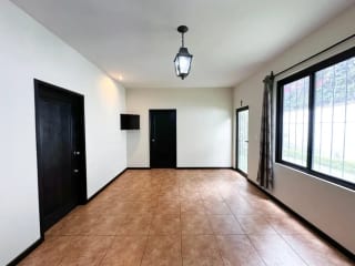Casa en Venta - Lazos de Fraijanes, Km. 20, Fraijanes — Casa en Venta en Fraijanes, Carretera a El Salvador, Guatemala, Ciudad — miniatura 6 de 10