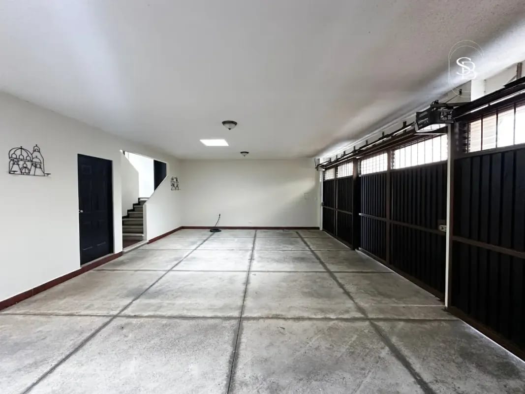 Casa en Venta - Lazos de Fraijanes, Km. 20, Fraijanes — Casa en Venta en Fraijanes, Carretera a El Salvador, Guatemala, Ciudad — foto 3 de 10