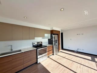 Apartamento en Venta - IQ10, Z.10 — Apartamento en Venta en IQ10, Zona 10, Guatemala, Ciudad — miniatura 3 de 10