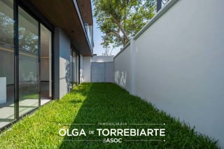 Casa para estrenar Condominio Molié, Zona 10 — Casa en Alquiler en Zona 10, Guatemala, Ciudad — miniatura 12 de 17