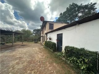 Km 29.5 sobre carretera a El Salvador Terreno en venta — Terreno en Venta en Carretera a El Salvador, Guatemala, Ciudad — miniatura 1 de 17