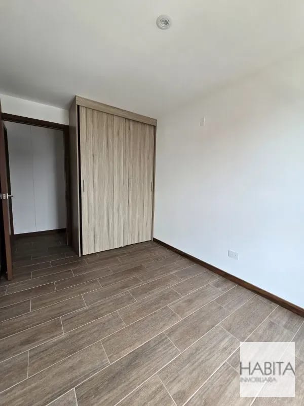 Apartamento en Zona 13 – Avenida Las Américas — Apartamento en Alquiler en Zona 13, Guatemala, Ciudad — foto 6 de 12