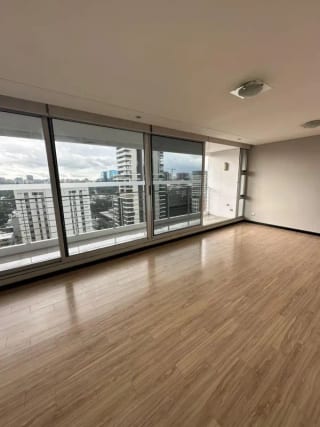PENTHOUSE EN VENTA ZONA 14 EN EL EDIFICIO TORRE 14 — Apartamento en Venta en Torre 14, Zona 14, Guatemala, Ciudad — miniatura 8 de 17