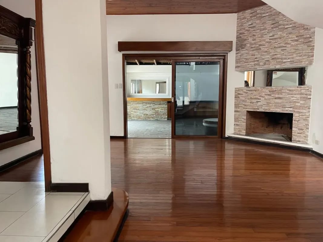 CASA EN VENTA O RENTA EN ZONA 14 EN SECTOR LA VILLA — Casa en Venta en Zona 10, Guatemala, Ciudad — foto 7 de 17