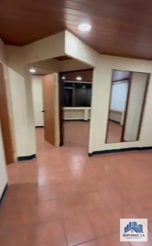 VENDO OFICINA EDIFICIO REFORMA MONTUFAR — Oficina en Venta en Zona 10, Guatemala, Ciudad — foto 7 de 10