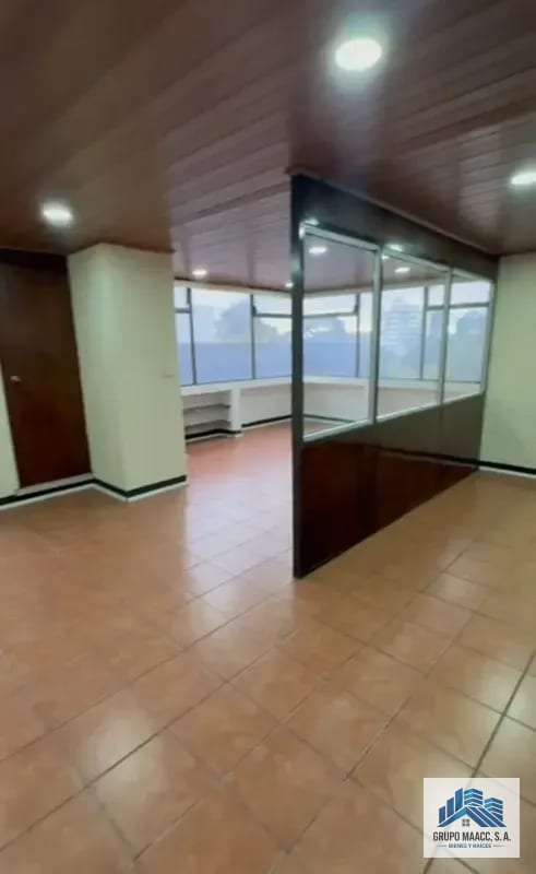 VENDO OFICINA EDIFICIO REFORMA MONTUFAR — Oficina en Venta en Zona 10, Guatemala, Ciudad — foto 4 de 10