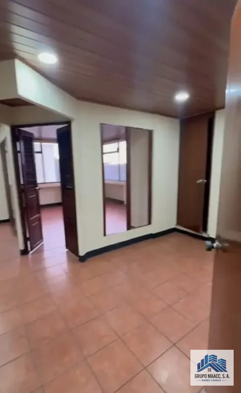 VENDO OFICINA EDIFICIO REFORMA MONTUFAR — Oficina en Venta en Zona 10, Guatemala, Ciudad — foto 2 de 10