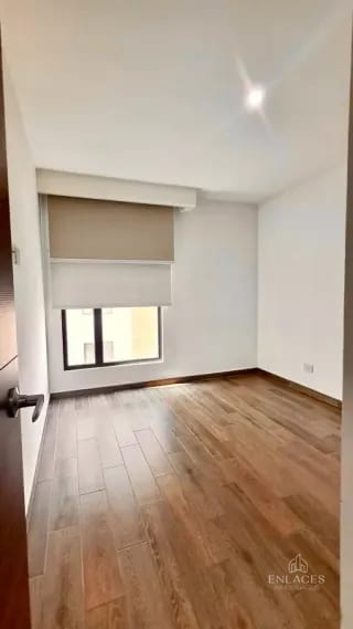 Zona 15 • Apartamento en Renta • Edificio Parque 15 — Apartamento en Alquiler en Parque 15, Zona 15, Guatemala, Ciudad — miniatura 8 de 13
