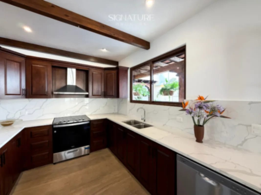 Casa en Venta - Los Franciscanos, Antigua Guatemala — Casa en Venta en Antigua, Sacatepéquez — foto 5 de 10