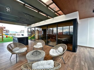 Apartamento en Venta - Moretti, Z.10 — Apartamento en Venta en Moretti, Zona 10, Guatemala, Ciudad — miniatura 3 de 14